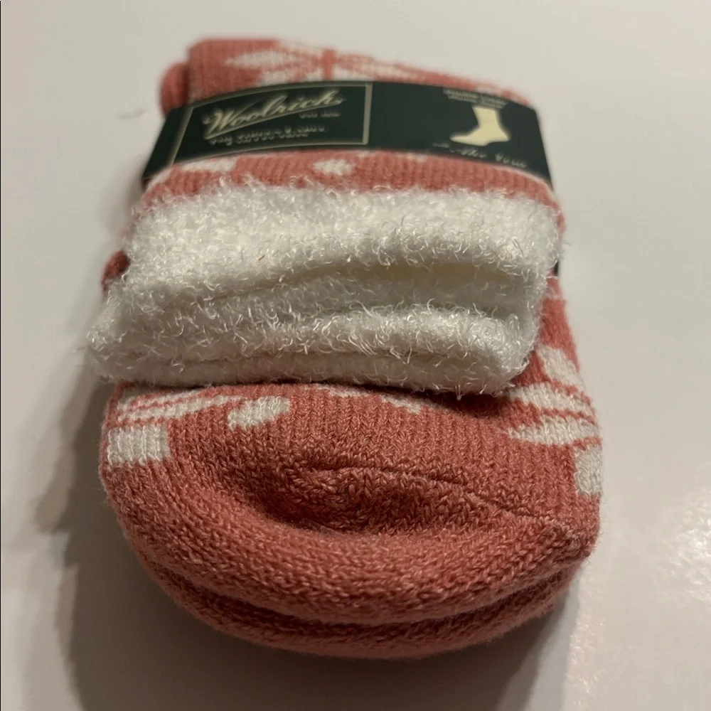 Woolrich Women's Aloe Infused Double Layer Peach Home Socks